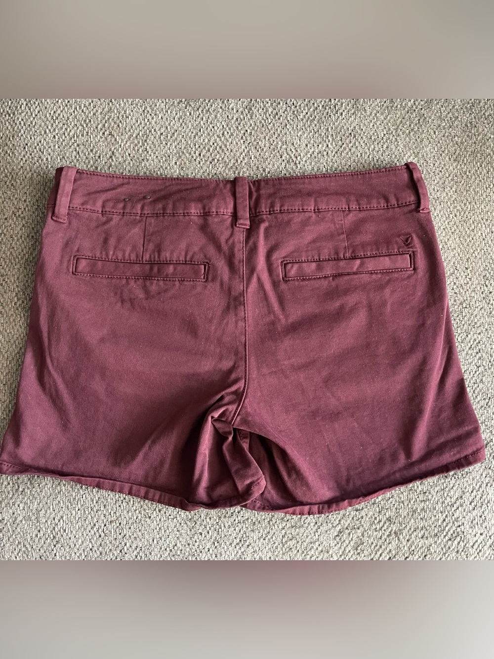 American Eagle Outfitters Women's Burgundy Twill Style Midi Shorts - Picture 5 of 5